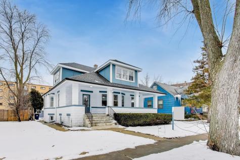 1638 Oakwood Avenue Des Plaines IL 60016