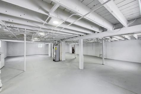 1638 Oakwood Avenue Des Plaines IL 60016