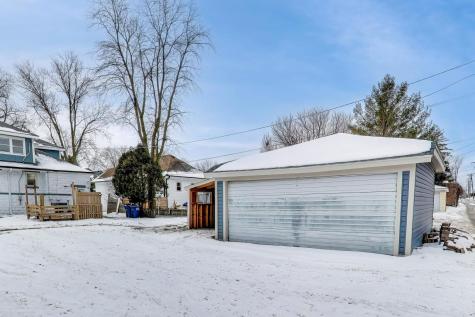 1638 Oakwood Avenue Des Plaines IL 60016