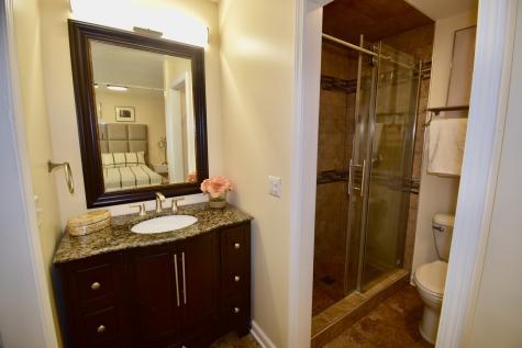 649 Wilbur Court Gurnee IL 60031