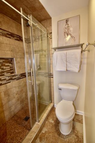 649 Wilbur Court Gurnee IL 60031
