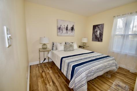 649 Wilbur Court Gurnee IL 60031