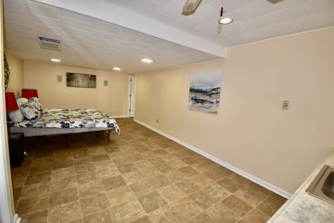 649 Wilbur Court Gurnee IL 60031