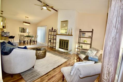 649 Wilbur Court Gurnee IL 60031