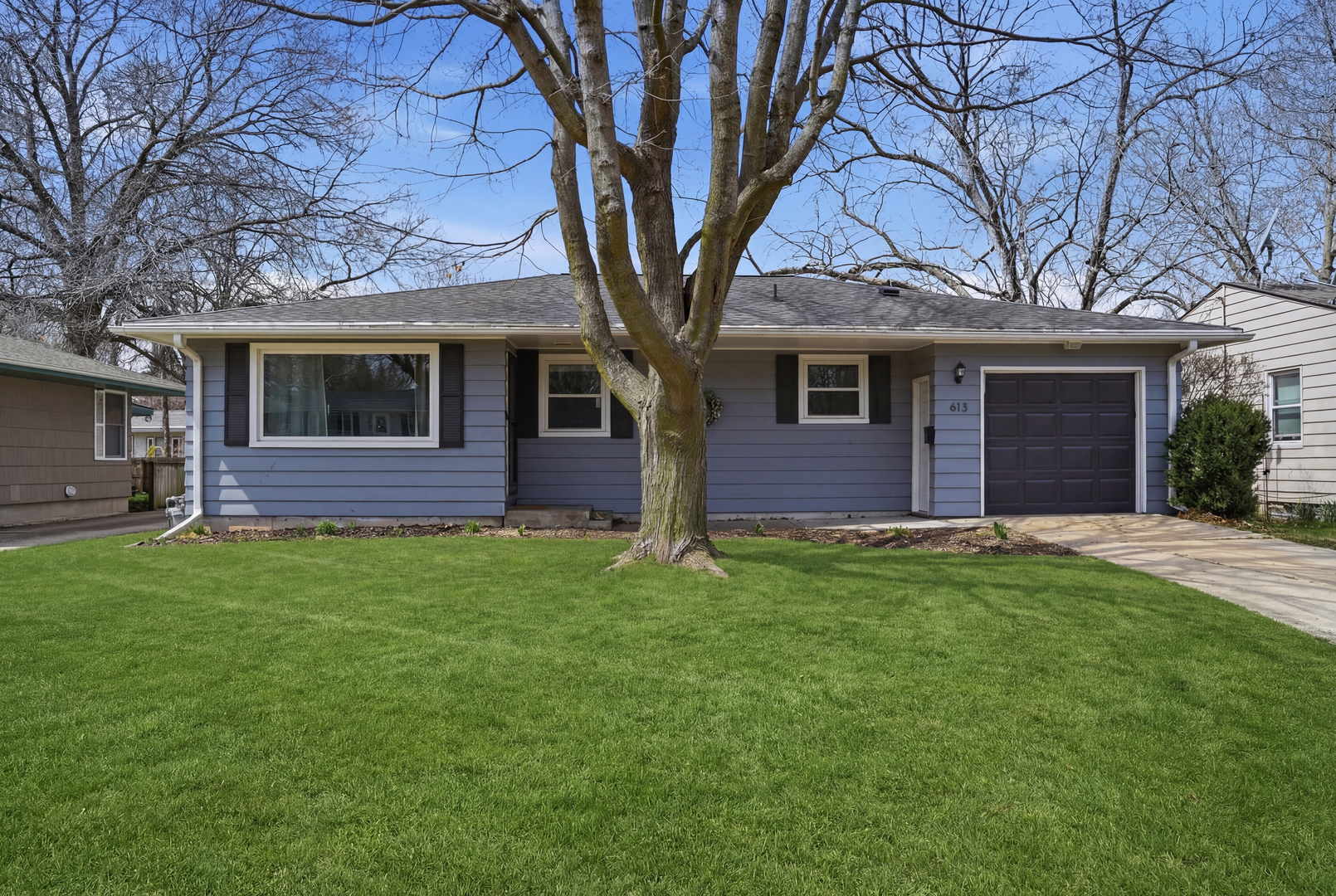 613 Garden Walk Dixon IL 61021