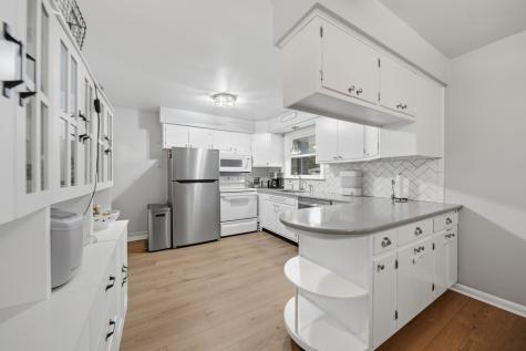613 Garden Walk Dixon IL 61021
