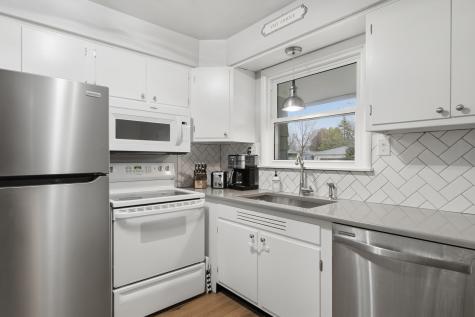 613 Garden Walk Dixon IL 61021