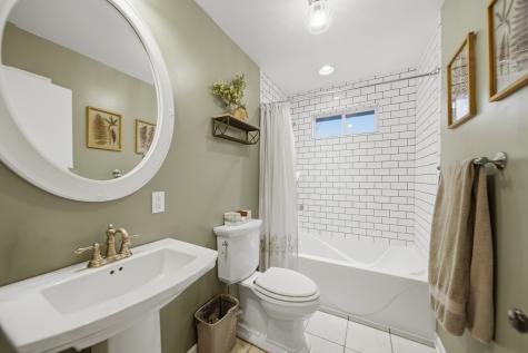 613 Garden Walk Dixon IL 61021