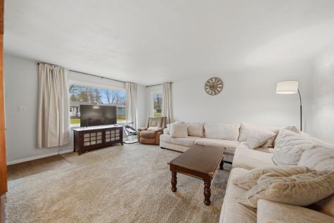 613 Garden Walk Dixon IL 61021