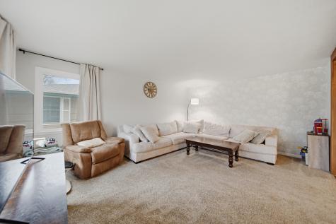 613 Garden Walk Dixon IL 61021
