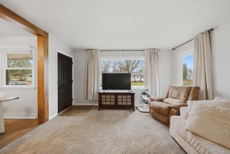613 Garden Walk Dixon IL 61021