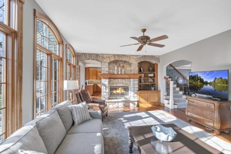 710 Reserve Court South Elgin IL 60177