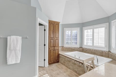 710 Reserve Court South Elgin IL 60177