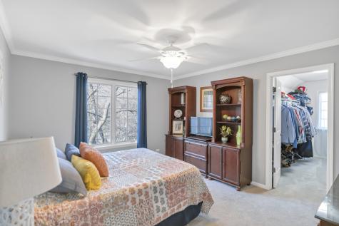 710 Reserve Court South Elgin IL 60177