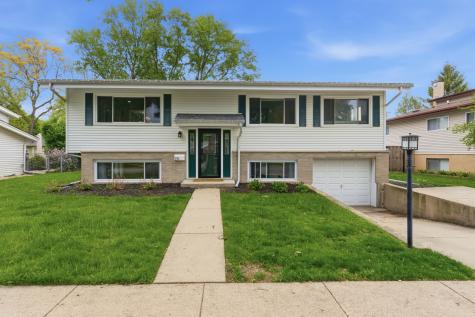 25 North Prindle Avenue Arlington Heights IL 60004