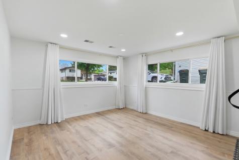 25 North Prindle Avenue Arlington Heights IL 60004