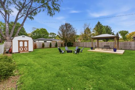 25 North Prindle Avenue Arlington Heights IL 60004