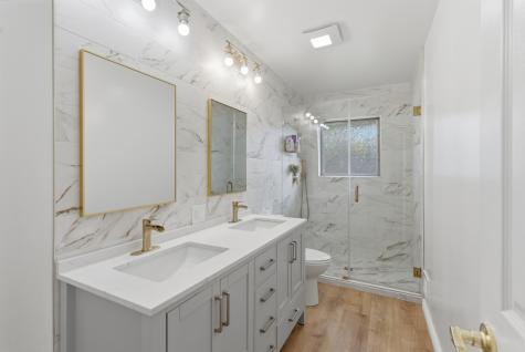 25 North Prindle Avenue Arlington Heights IL 60004