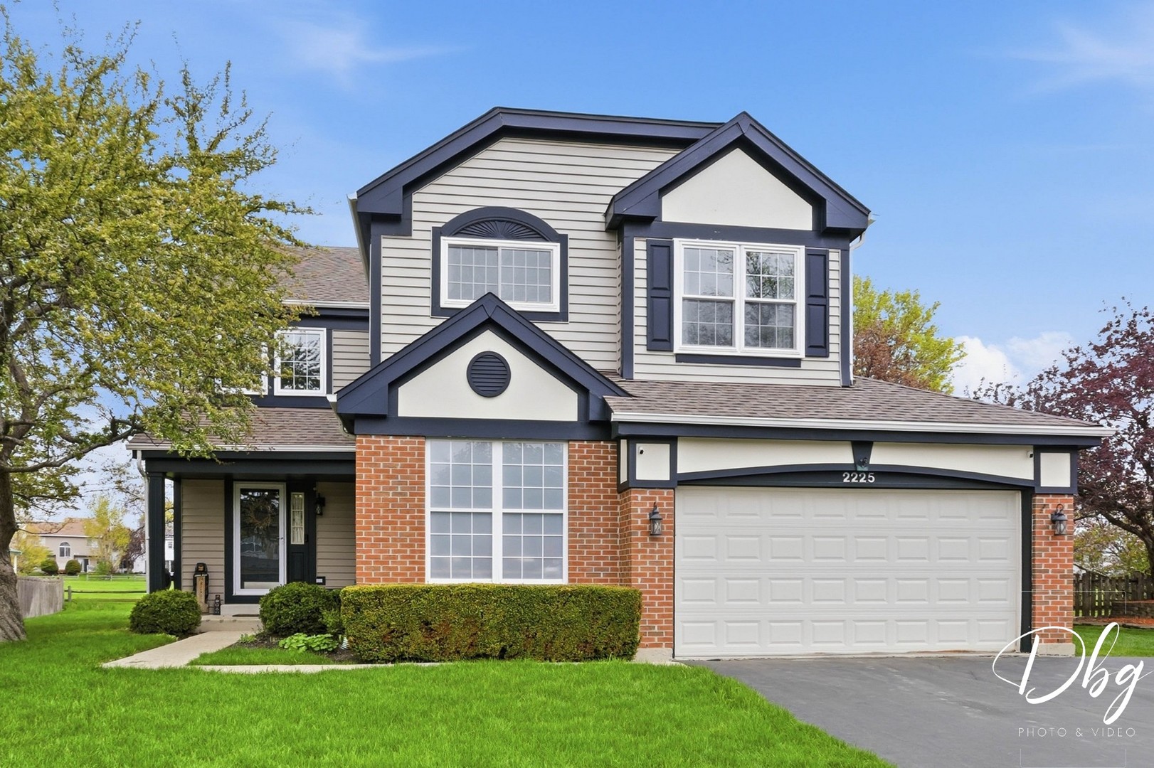 2225 North Old Pond Court Round Lake Beach IL 60073