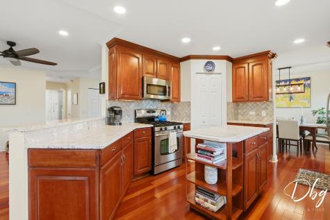 2225 North Old Pond Court Round Lake Beach IL 60073