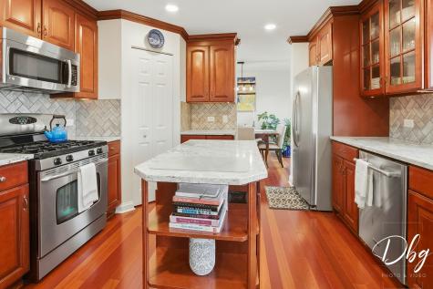 2225 North Old Pond Court Round Lake Beach IL 60073