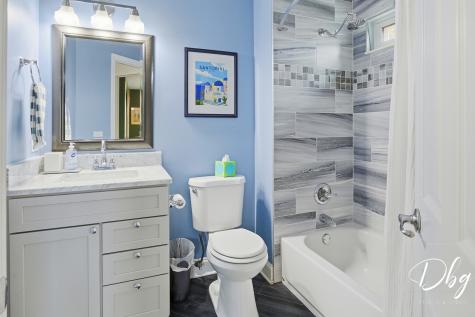 2225 North Old Pond Court Round Lake Beach IL 60073