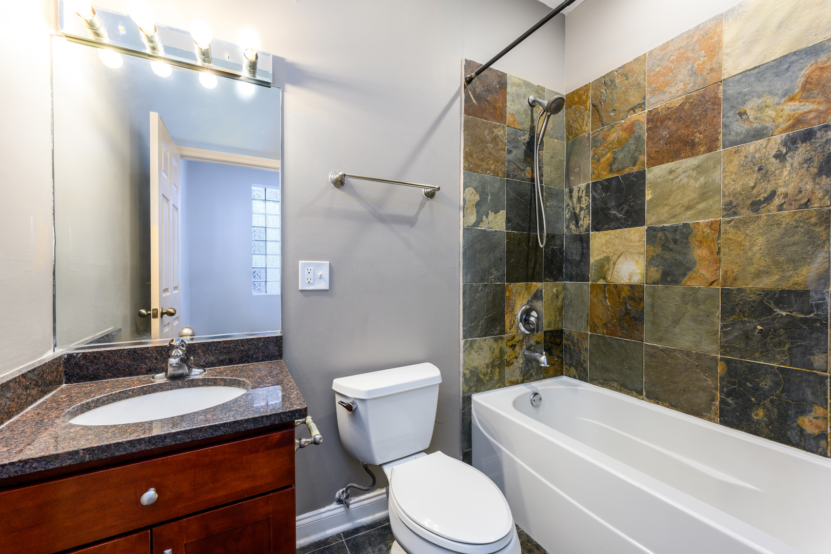 260 North California Avenue Chicago IL 60612