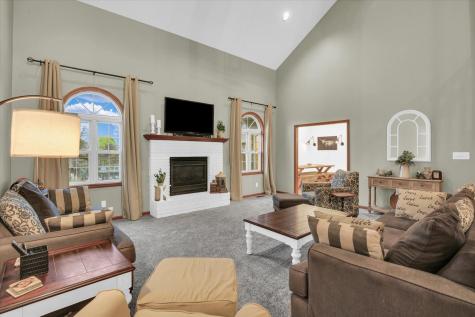 701 Kimela Drive Mahomet IL 61853