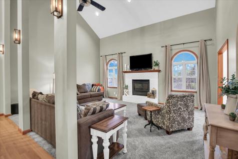 701 Kimela Drive Mahomet IL 61853