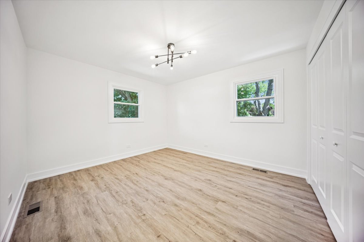 22W633 Burr Oak Drive Glen Ellyn IL 60137