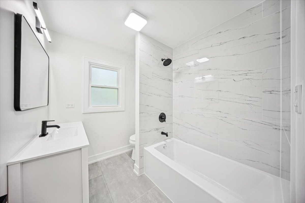 22W633 Burr Oak Drive Glen Ellyn IL 60137