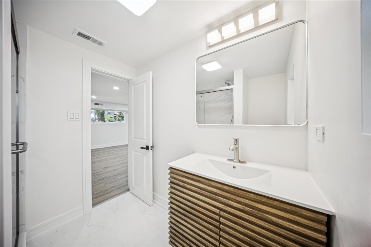 22W633 Burr Oak Drive Glen Ellyn IL 60137