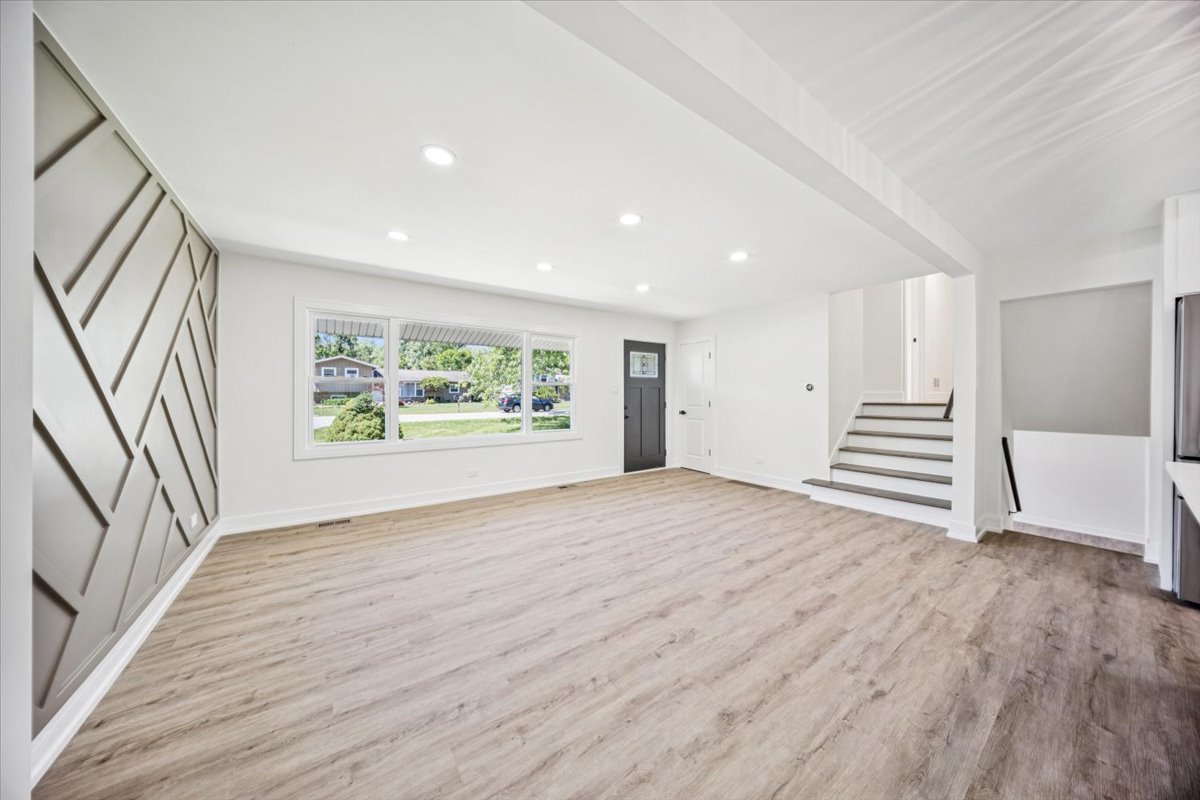 22W633 Burr Oak Drive Glen Ellyn IL 60137