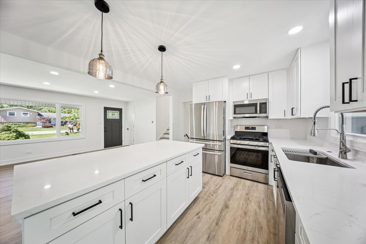 22W633 Burr Oak Drive Glen Ellyn IL 60137