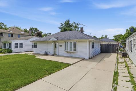 2834 Maple Street Franklin Park IL 60131
