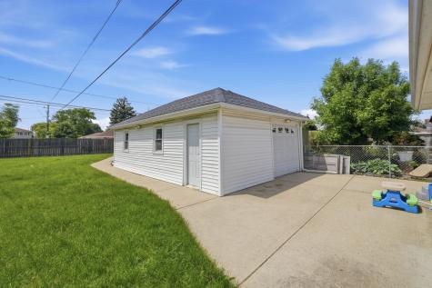 2834 Maple Street Franklin Park IL 60131
