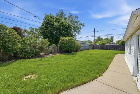 2834 Maple Street Franklin Park IL 60131