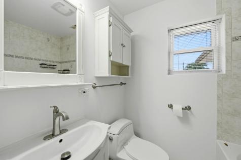 2834 Maple Street Franklin Park IL 60131