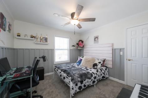 2203 Brookwood Drive South Elgin IL 60177