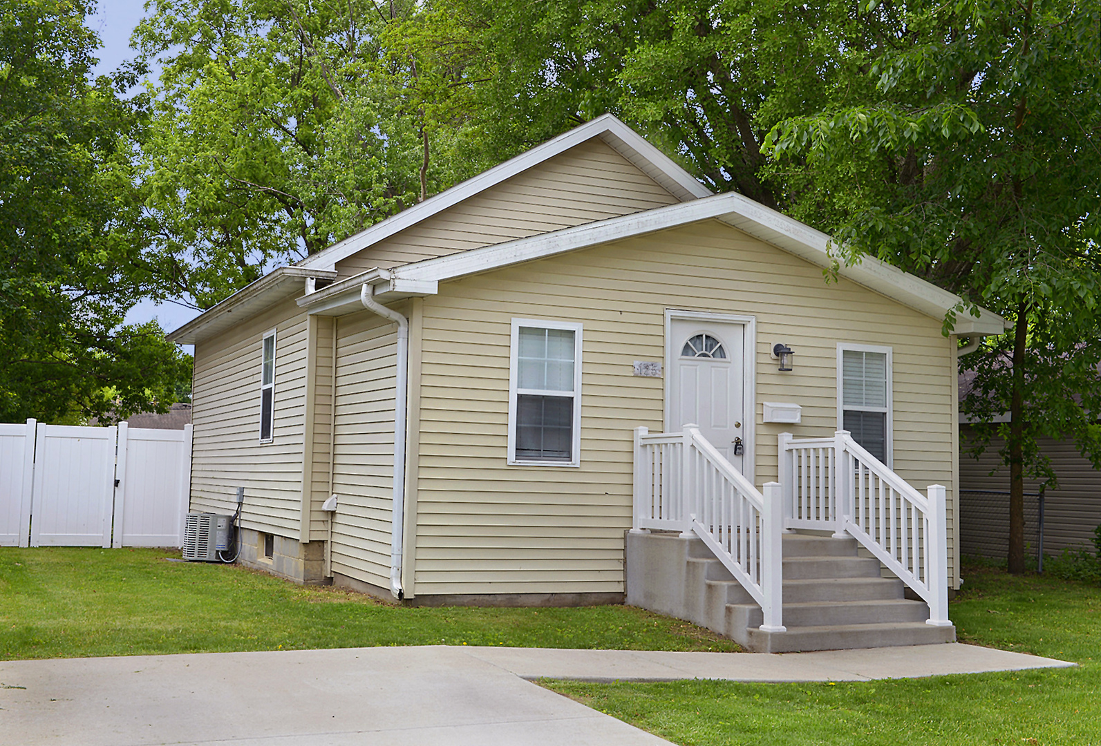 125 Prairie Street Ottawa IL 61350