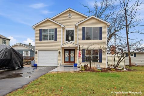 3704 West Lake Shore Drive Wonder Lake IL 60097