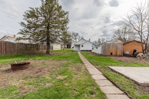 512 West Chestnut Street Dalzell IL 61320