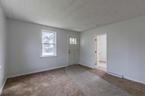 512 West Chestnut Street Dalzell IL 61320