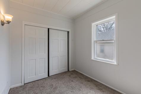 512 West Chestnut Street Dalzell IL 61320
