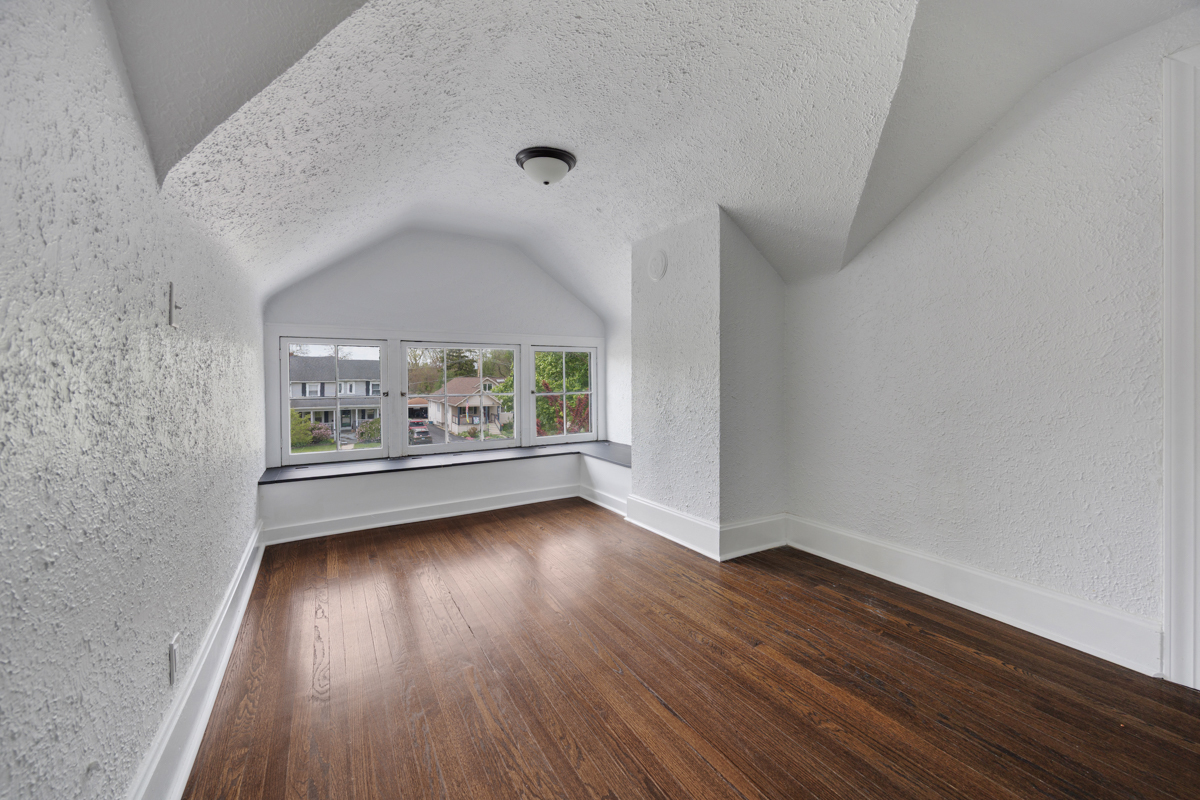 339 North Main Street Lombard IL 60148