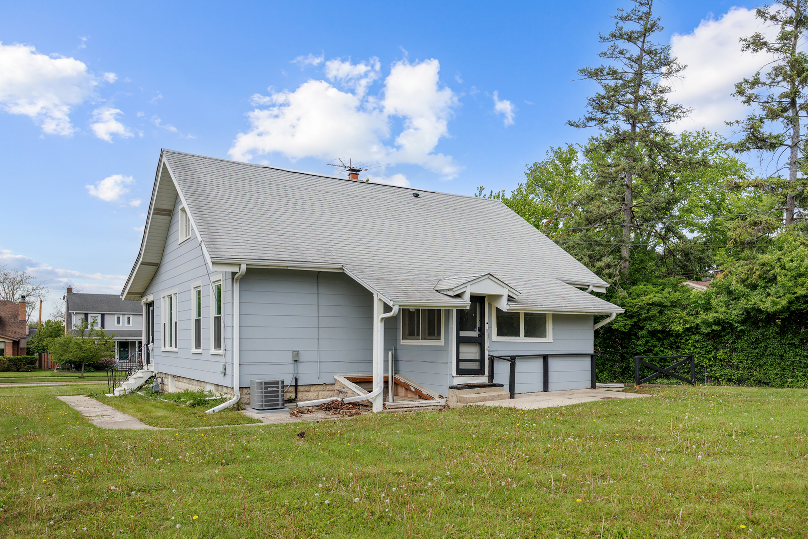 339 North Main Street Lombard IL 60148