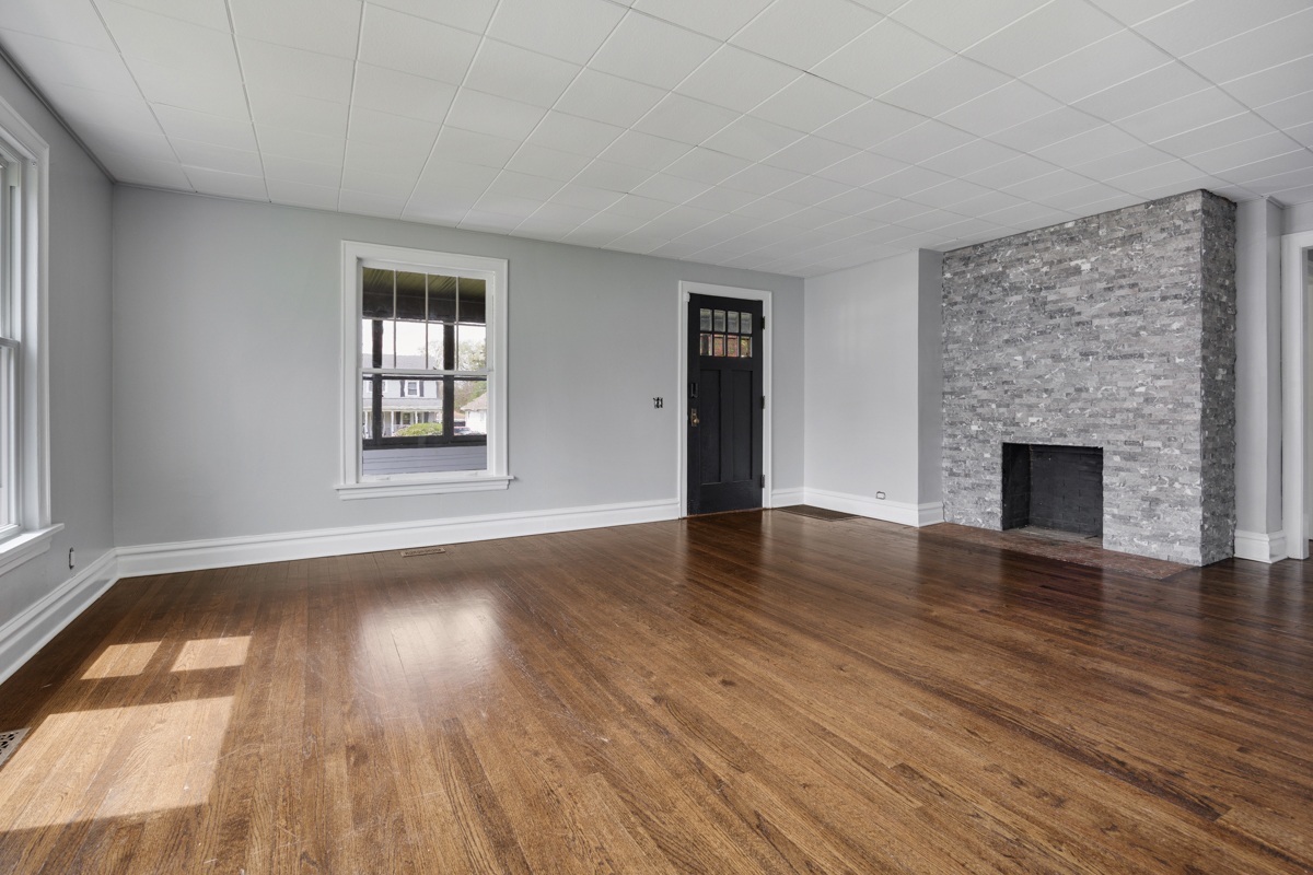 339 North Main Street Lombard IL 60148