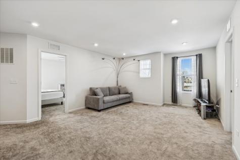 4241 Wanderlust Drive Algonquin IL 60102