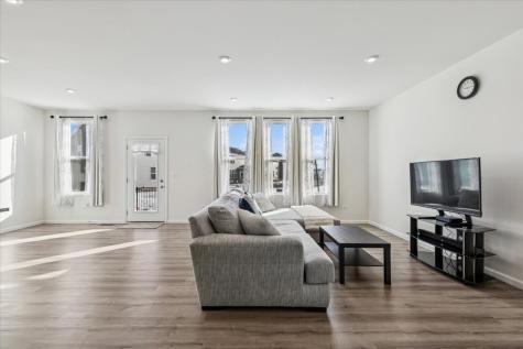 4241 Wanderlust Drive Algonquin IL 60102