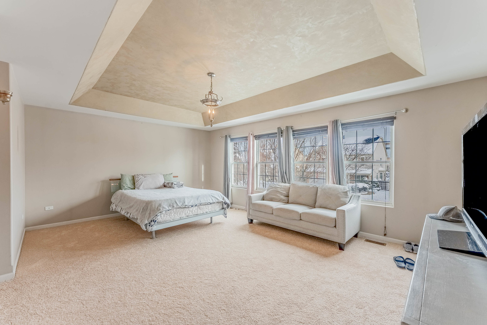 271 Stonegate Road Bolingbrook IL 60440